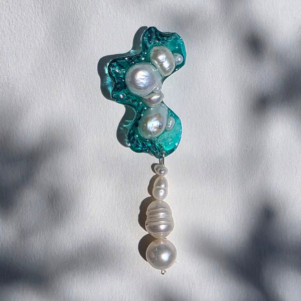 Aros Gesto orgánico con perlas colgantes