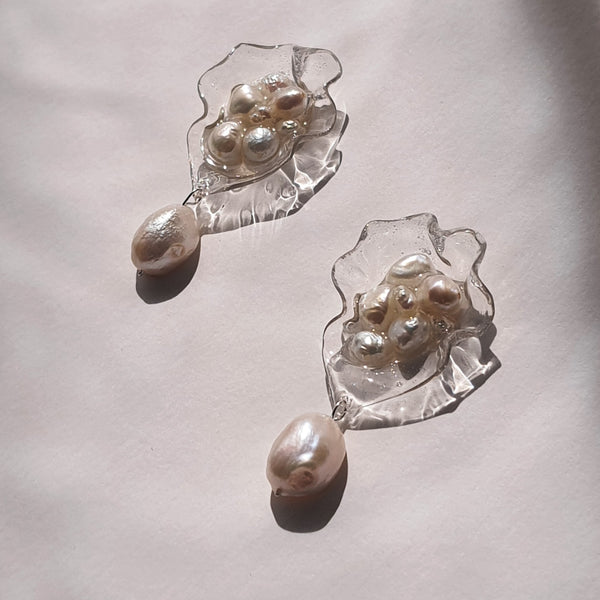 Aros abstracción marina con perlas barrocas